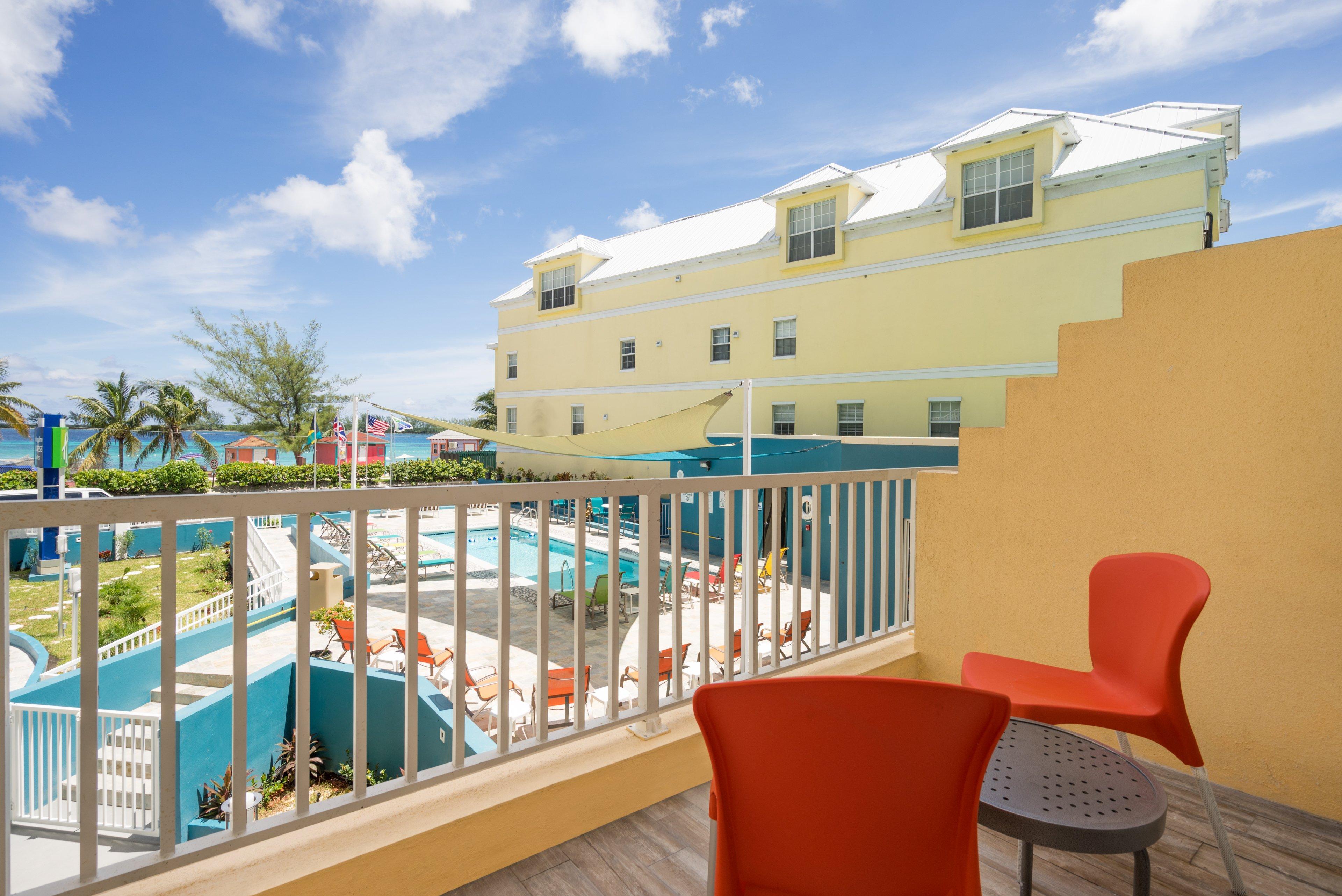 Holiday Inn Express & Suites Nassau, An Ihg Hotel Exterior photo